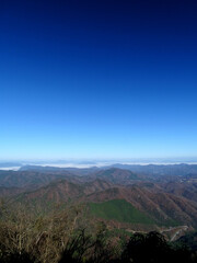 冬の山　尾根から眺める　風景
