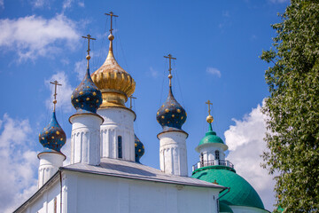 Fototapeta na wymiar Spaso-Yakovlevsky Dimitriev Monastery in Rostov the Great 