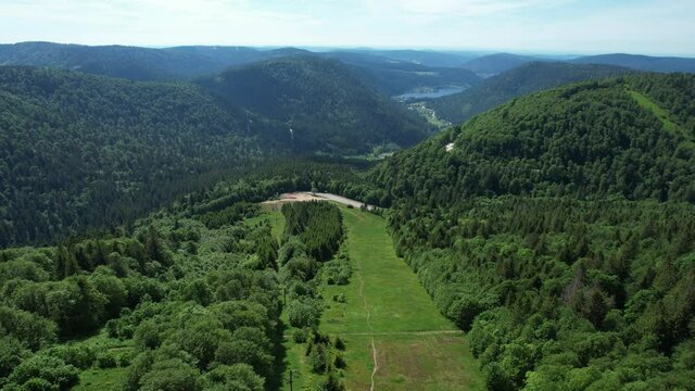 Panorama aérien bucolique région de la Bresse Hohneck Alsace Le Tanet Vosges grand est route des crêtes