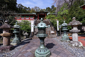 久能山東照宮の山門　外側から