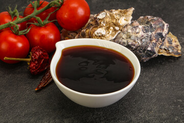 Oyster sauce in the bowl