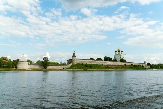 view of the pskov Kremlin in summer