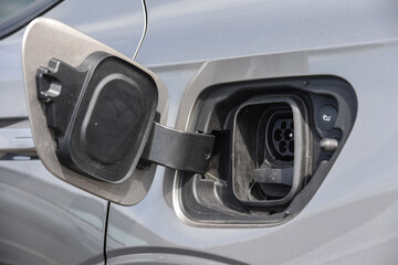  auto voiture electrique electric car borne recharge chargeur batterie autonomie rechargement...