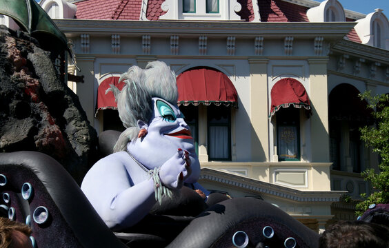 Ursula is the villain and evil witch from the Walt Disney movie The Little Mermaid. Euro Disney Parade Float. Disney Land Paris. Witch with octopus arms. Evil who deceives Princess Ariel.