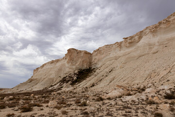 Fototapeta na wymiar The limestone plateau of Akkergeshen (or Akkegershin) in Atyrau region, Kazakhstan.