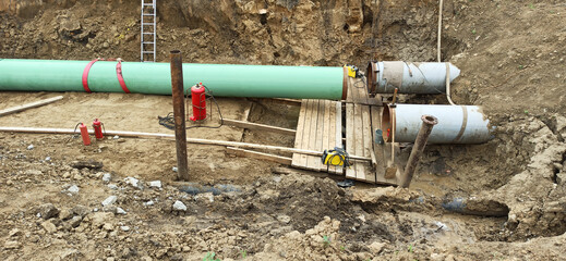 Underground pipeline. Repair and welding works.