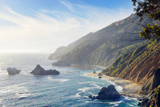 USA, California, Big Sur, Picturesque landscape in Julia Pfeiffer Burns State Park