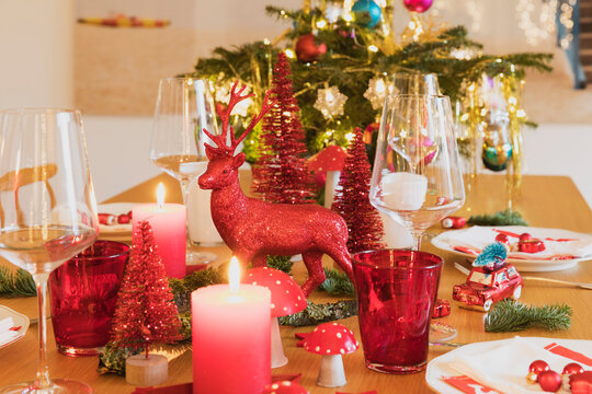 Decorative Christmas table setting