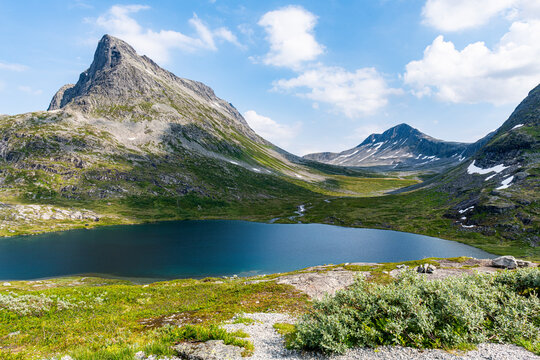 Idyllic mountain and lake on sunny day