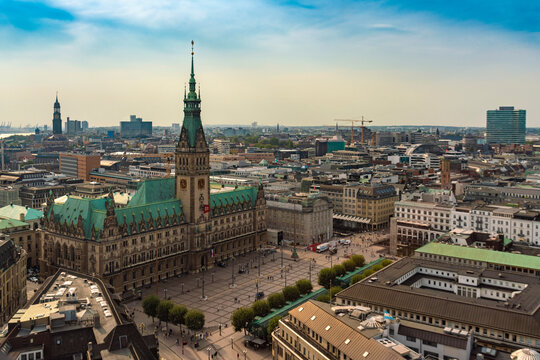 Cityscape with city hall and old town, Hamburg, Germany