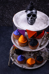 Halloween cupcakes with color cream
