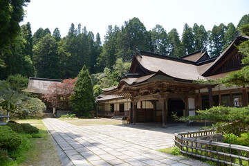 Fototapeta premium 高野山 金剛三昧院 境内 和歌山県高野町