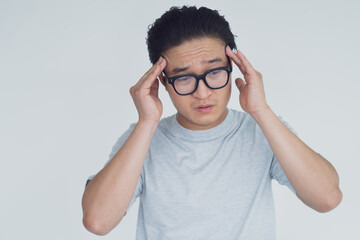 photo of Asian man with headache
