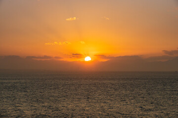 夕暮れの佐田岬灯台（愛媛県伊方町）