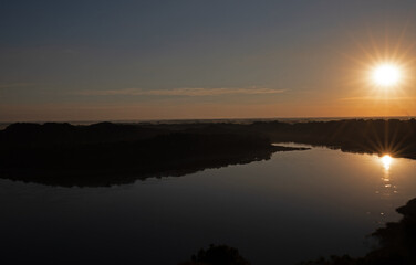 Fototapeta na wymiar Sunset over Tower Hill Reserve and Lake.