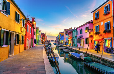 Fototapeta na wymiar Colourful Burano island near Venice at sunset. Italy