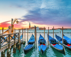 Fototapeta premium Famous carnival in Venice, Italy