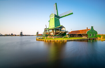 Fototapeta na wymiar Zannse schans traditional windmill village in Netherlands