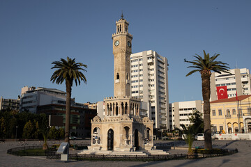 Fototapeta na wymiar Izmir Clock Tower in Izmir, Turkey