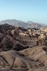 Photo sur Plexiglas DAHAB, EGYPT: Scenic landscape view of desert mountains