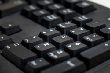 黒のコンピューターキーボードのテンキー