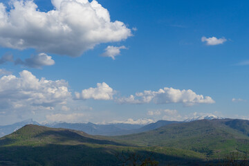 Image of a mountain valley.