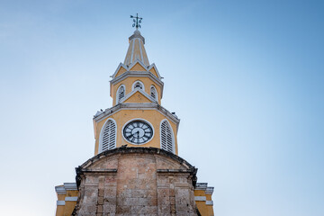 Ciudad amurallada de Colombia, Torre del reloj, gastronomia y arquitectura tipica de Cartagena de Indias Colombia