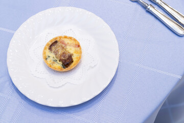 Quiche with meat from the appetizer