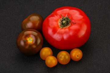 Tomato mix - red, yellow and cumato