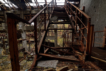 鉱山施設の廃墟
