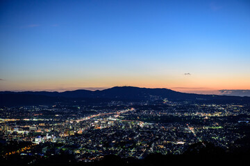 Obraz premium 若草山からの夜景
