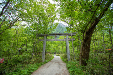 長野県　穂高神社入口