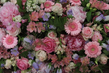 Pink and purple wedding flowers