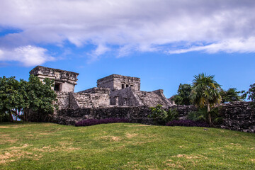 Fototapeta na wymiar Ruins Tulum, mexico