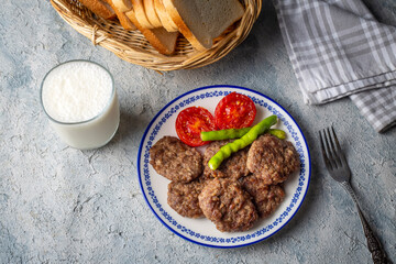 Traditional Turkish food; Turkish meatballs, Turkish name; Akcaabat kofte)