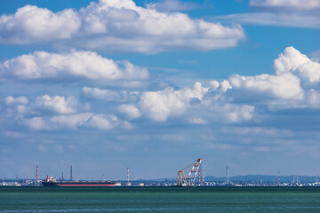 Obraz premium (千葉県ｰ風景)夏空と東京湾風景４