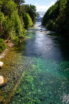 arrollo a lago en Villa La Angostua