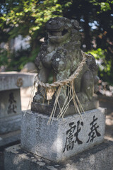 福岡県糸島市潤の『潤神社うるうじんじゃ』境内のこま犬
