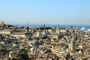 Fototapeta na wymiar Genova vista dal Castelletto