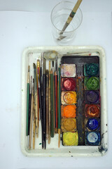 Equipment for painting, watercolor, Palette , paintbrush