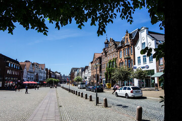 Naklejka premium Husum Nordfriesland Altstadt mit Rathaus