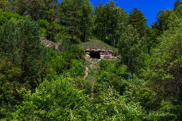 Fototapeta na wymiar A grotto in the rock of the Samarskaya Luka National Park.