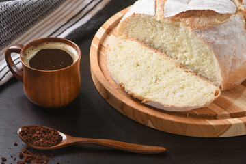 Café com pão australiano