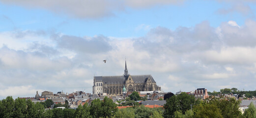 Basilique de Saint-Quentin / 02