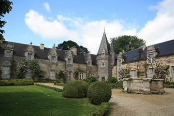 Fototapeta na wymiar Rochefort en terre, Francia. Uno de los pueblos mas bonitos de la bretaña francesa.