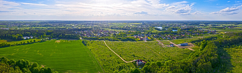 Panoramiczny widok południowo-wschodniej części miejscowości Kłodawa w pobliżu miasta Gorzów Wielkopolski	
