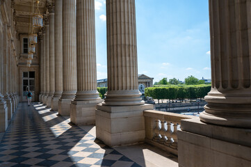 Colonnes du musée de l'hôtel de la marine à Paris