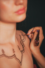 Henna tattoos for women