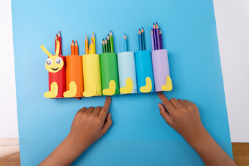 DIY summer paper craft for kids, how to make an caterpillar, homemade handicraft from recycled materials, sorter toy for kids