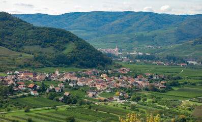 Fototapeta na wymiar Dernstain village in Austria